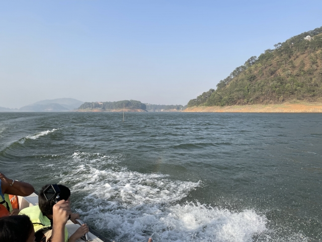 umaimlake1.jpeg