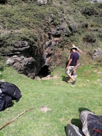 BudherCaves3.jpg