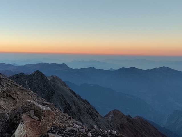 5._view_from_summit.jpeg